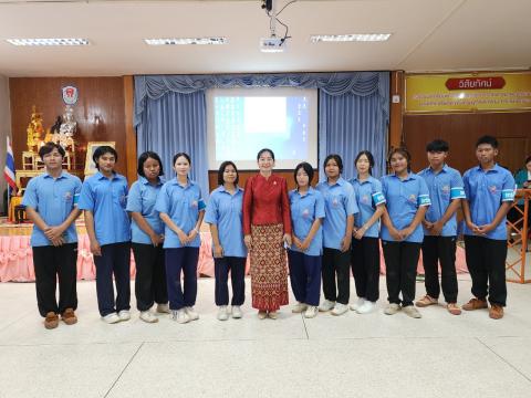 นางสาวพัชรวดี บุญมาก รองผู้อำนวยการโรงเรียนมัธยมโพนค้อ ย้ายไปดำร