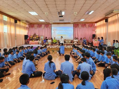 นางสาวพัชรวดี บุญมาก รองผู้อำนวยการโรงเรียนมัธยมโพนค้อ ย้ายไปดำร